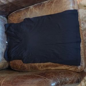 NWOT No-sleeve Black Hooded V-neck tee